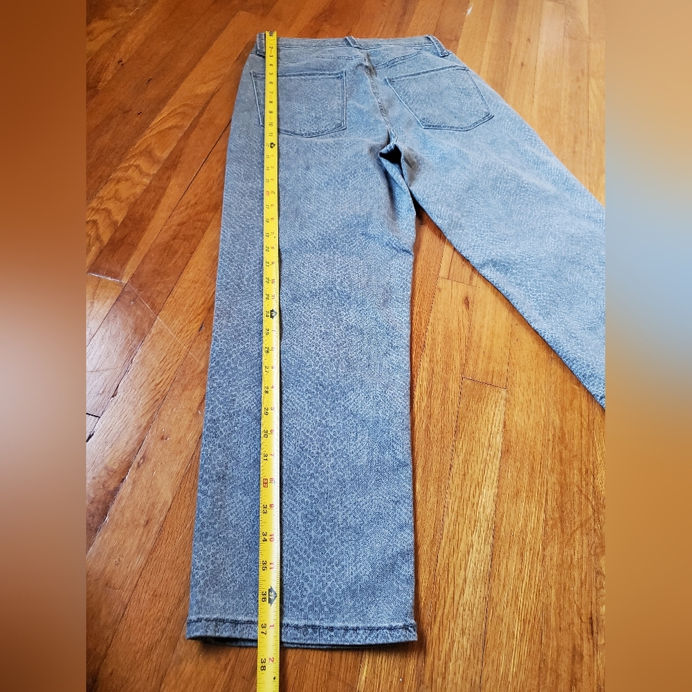 Universal Thread Gray Snakeskin Straight Leg High… - image 5